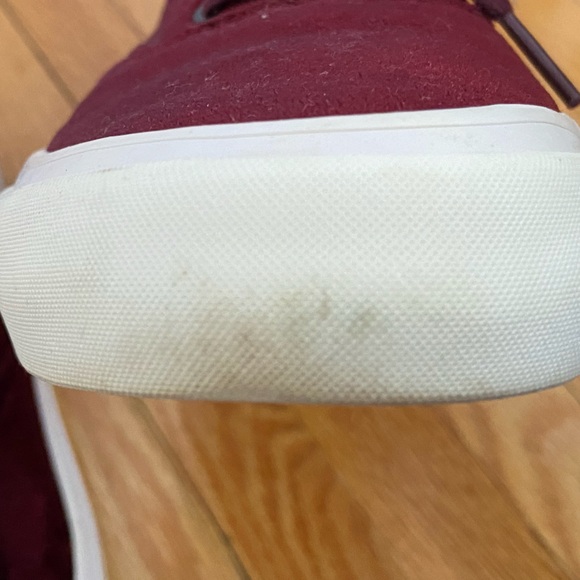 SeaVees for J. Crew velvet Legend Sneaker in burgundy, size 9 - Picture 7 of 7